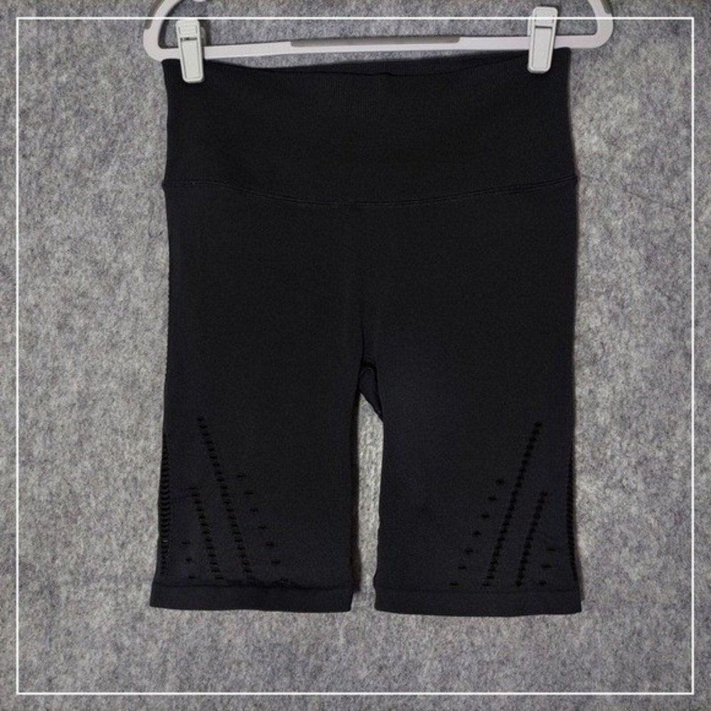 Victoria Sport Biker Shorts L Black High Rise Seamless Yoga Gym Training Active